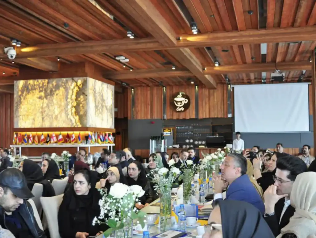 This meeting was held on Thursday, March 10, 1403, with the presence of some members of the Farmida Board of Directors and with the help of Pavion Shams and Mr. Bagheri - Farmida's Public Relations Manager.